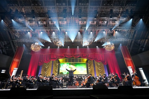 画像ギャラリー No.026のサムネイル画像 / アイマス楽曲の新たな表現に感動!「THE IDOLM@STER ORCHESTRA CONCERT 〜SYMPHONY OF FIVE STARS!!!!! 〜」をレポート