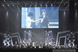 画像ギャラリー No.012のサムネイル画像 / 数千人の「先生」達が幕張へ集結。シリーズ5周年記念イベント「VitaminX いくぜっ!キラメキ★フルバースト 俺たちENDLESSX!!」(二日目)をレポート