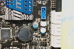 画像ギャラリー No.004のサムネイル画像 / AMDの次世代チップセット「AMD 890」搭載マザーボード,ASUSとMSIから公開に
