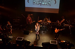 画像ギャラリー No.011のサムネイル画像 / 石元丈晴氏率いるThe Death Marchが「A-EAST」ならぬ「O-WEST」に登場。「すばらしきこのせかい」のライブイベントレポート