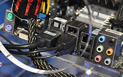 画像ギャラリー No.006のサムネイル画像 / ［COMPUTEX］Intelのベンチマーク担当に，LynnfieldやArrandaleなどの話をいろいろ聞いてきた
