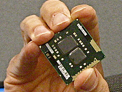 画像ギャラリー No.007のサムネイル画像 / Intel，32nmプロセスで製造されるCPUの動作デモを公開。2009年第4四半期の量産開始に向け70億ドルを投資へ