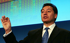 画像ギャラリー No.009のサムネイル画像 / Intel，CeBIT 2009で32nmプロセスの現状を紹介し，32nmプロセスCPUのClarkdaleとArrandaleをデモ
