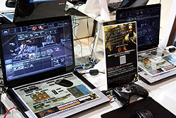画像ギャラリー No.002のサムネイル画像 / ［TGS 2009］今年は「鉄鬼」が東京ゲームショウのエントランスと平和を守る！