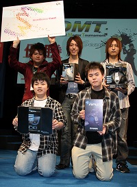 画像ギャラリー No.033のサムネイル画像 / 「サドンアタック」公式大会では2大会連続優勝クラン誕生! 「鉄鬼」の新機体情報も公開された,ゲームヤロウのオフラインイベントレポート