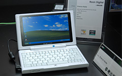 画像ギャラリー No.007のサムネイル画像 / CEATEC JAPANに初出展のAMDが次世代モバイルGPUを展示。ATI Radeon HD 4600の品不足は「PCB製造の遅れ」が原因と明らかに