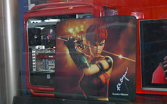 画像ギャラリー No.016のサムネイル画像 / CEATEC JAPANに初出展のAMDが次世代モバイルGPUを展示。ATI Radeon HD 4600の品不足は「PCB製造の遅れ」が原因と明らかに