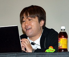 画像ギャラリー No.004のサムネイル画像 / ［GDC 2009＃20］キーワードは「原点回帰」と「同窓会」。伝説的な格ゲー，ストリートファイターの復活秘話
