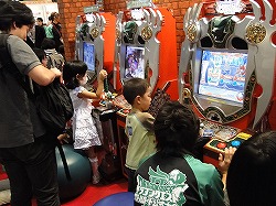画像ギャラリー No.005のサムネイル画像 / ［TGS 2009］DQ9のハッサンはこちらで入手するのが吉？ 子供達で賑わうキッズコーナーをレポート