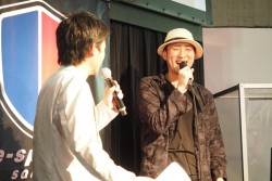 画像ギャラリー No.022のサムネイル画像 / ［超会議3］会場貸し切りか，出演ギャラなしかのリスクマッチ。数多の激戦が繰り広げられた「e-sports3番勝負 GODSGARDEN vs e-sports SQUARE」レポート