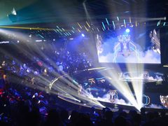 「リーグ・オブ・レジェンド」の世界大会「World Championship 2018」初日をレポート。逆転に次ぐ逆転で，DFMは惜しくも1勝1敗