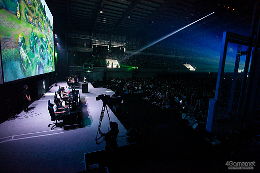 画像ギャラリー No.016のサムネイル画像 / 立川立飛アリーナが熱気に包まれた「LJL 2019 Summer Finals」DFM vs. V3レポート。世界大会への出場権を獲得