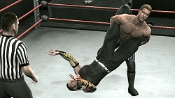 画像ギャラリー No.017のサムネイル画像 / ミスター・ケネディ来日! PS3「WWE2009 SmackDown vs RAW」のデモプレイも行われたイベントの模様をレポート
