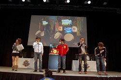 画像ギャラリー No.021のサムネイル画像 / 「モンスターハンターフェスタ’09」グランドフィナーレを飾った“狩王決定戦”決勝大会のレポートをお届け