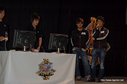 画像ギャラリー No.066のサムネイル画像 / 「モンスターハンターフェスタ’09」グランドフィナーレを飾った“狩王決定戦”決勝大会のレポートをお届け
