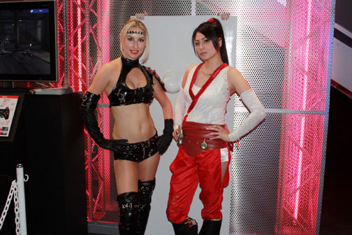 画像ギャラリー No.004のサムネイル画像 / ［TGS 2009］ブースレポート：テクモ編――ブースガールの衣装がセクシーすぎる“テクモ側”を見てみよう
