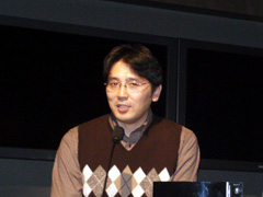 画像ギャラリー No.003のサムネイル画像 / 元Jリーガーが監督として参戦。EA,「FIFA 09 ワールドクラスサッカー」の10人対10人対戦イベントを開催