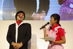 画像ギャラリー No.008のサムネイル画像 / TGS会場の「クッキングママ2」イベントに南海キャンディーズの山ちゃんが出演