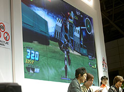 画像ギャラリー No.005のサムネイル画像 / ［TGS 2008＃071］やっぱり古谷徹氏がゲスト参加した「ガンダム・ファイト スペシャルステージ」レポート