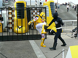 画像ギャラリー No.006のサムネイル画像 / ［TGS 2008＃087］ノートン・ファイターが東京ゲームショウの平和を守る