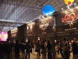 画像ギャラリー No.012のサムネイル画像 / ［TGS 2008＃098］シリーズの展開から目が離せない「キングダムハーツ」，新作4タイトルの試遊レポートをまとめてお届け