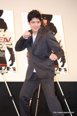 画像ギャラリー No.010のサムネイル画像 / ハリウッドで実写映画化された「TEKKEN -鉄拳-」は3月20日封切。公開記念トークショウとワールドプレミアには，風間 仁役のジョン・フーさんが登場