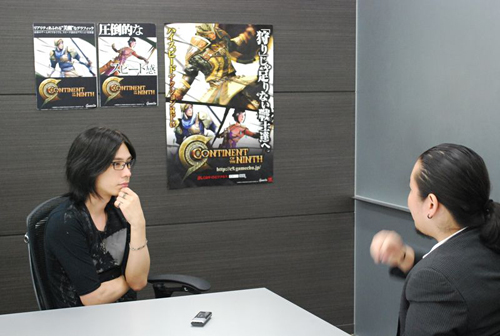 画像ギャラリー No.006のサムネイル画像 / 「C9通信」番外編。ニコニコ動画の歌い手であり，C9プレイヤーでもある蛇足さんに，C9公認ナビゲーター松井 悠氏がインタビュー