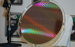 画像ギャラリー No.003のサムネイル画像 / 「Phenom II」正式発表。AMD初の45nmプロセス採用デスクトップPC向けプロセッサのキモを整理する