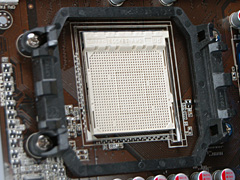 画像ギャラリー No.018のサムネイル画像 / AM3プラットフォームの可能性を探る「Phenom X4 810」&「Phenom II X3 720 Black Edition」レビュー掲載