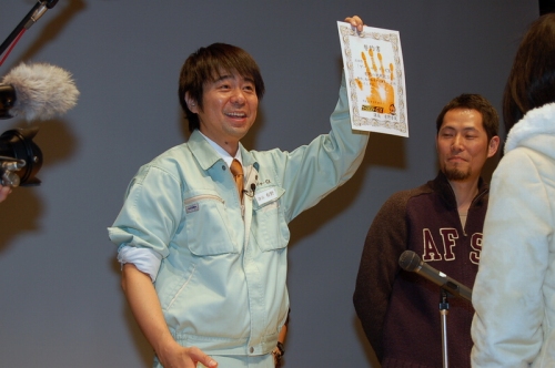 画像ギャラリー No.026のサムネイル画像 / 有野課長が「2」の面白さの長期保証や「3」制作を約束? 「ゲームセンターCX 有野の挑戦状2」発売記念イベントレポート