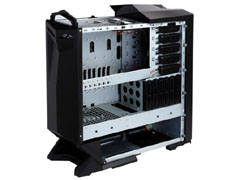 画像ギャラリー No.004のサムネイル画像 / SilverStoneのゲーマー向けブランド「Raven」からPCケースが発売に。マザーボードを時計回りに90度回転させた斬新なデザインが特徴