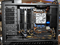 ［COMPUTEX］SilverStone，ゲーマー向けPCケースの第2弾「RV02」を公開。マザーボードを90度回転させて搭載する筐体がコンパクトに