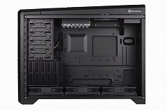 画像ギャラリー No.005のサムネイル画像 / ゲーマー向けPCケース「Raven 2」の改良版が登場