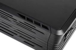 画像ギャラリー No.012のサムネイル画像 / SilverStone製のゲーマー向けMini-ITXケース「RVZ01」が1月24日に発売