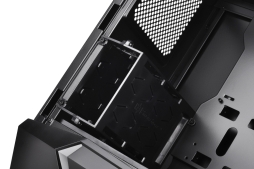 画像ギャラリー No.011のサムネイル画像 / マザーを90度傾けるSilverStone製ゲーム用PCケース「Raven 5」が発売