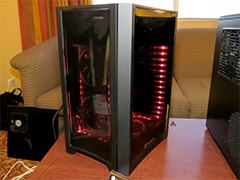［CES 2017］SilverStone，得意の倒立設計を採用した光るMini-ITX PCケースを披露