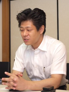 画像ギャラリー No.035のサムネイル画像 / 「空母決戦」のSi-phon谷村氏,エレメンツ石川氏に鈴木銀一郎氏を交えて徳岡正肇が聞く空母ゲームのあれこれ