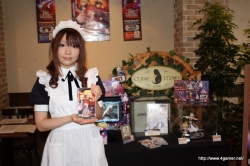 画像ギャラリー No.002のサムネイル画像 / 「Fate/unlimited codes PORTABLE」発売記念イベント：土屋プロデューサーも来店したCURE MAID CAFE店内は「Fate」一色に
