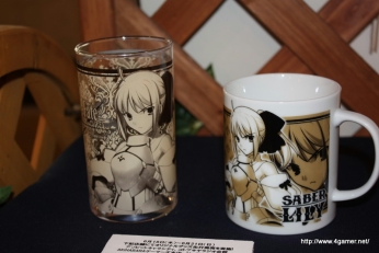 画像ギャラリー No.035のサムネイル画像 / 「Fate/unlimited codes PORTABLE」発売記念イベント：土屋プロデューサーも来店したCURE MAID CAFE店内は「Fate」一色に