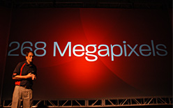 画像ギャラリー No.015のサムネイル画像 / AMD，次世代GPUの一部スペックと，新たなマルチディスプレイ技術「Eyefinity」を発表