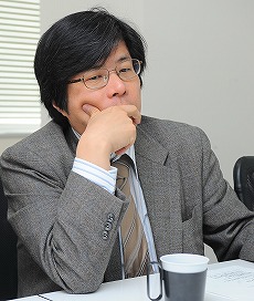 画像ギャラリー No.005のサムネイル画像 / オンラインゲームにも通じる? トレーディングカードゲームビジネスの今。木谷氏に聞く,コンテンツビジネス最前線