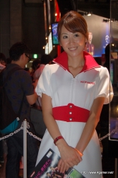 画像ギャラリー No.046のサムネイル画像 / ［TGS 2009］一般公開日レポートその1：レベルファイブ/カプコン/セガ/KONAMIブースの試遊台待ち時間を調べてみた