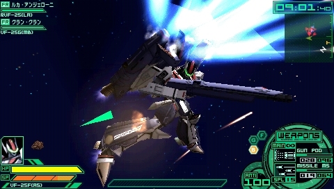 画像ギャラリー No.013のサムネイル画像 / ［TGS 2009］ランカとアムロもやってきた！ バンダイナムコゲームス「夢の！ロボットゲーム大集結」ステージ