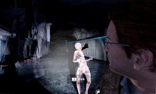 画像ギャラリー No.004のサムネイル画像 / ［TGS 2009］独特の恐怖感は健在！　Wii版「SILENT HILL SHATTERED MEMORIES」直撮りムービーをUp