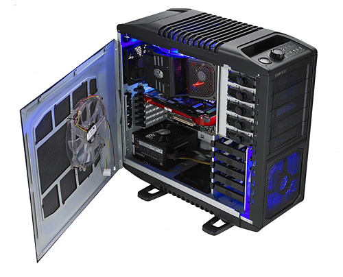 画像ギャラリー No.003のサムネイル画像 / Cooler Masterのゲーマー向けブランド「CM Storm」が国内始動。第1弾PCケース「Sniper」は3月19日発売