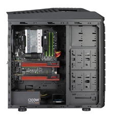 画像ギャラリー No.006のサムネイル画像 / Cooler Master，XL-ATXフォームファクタ対応で5インチベイを9機備えたゲーマー向けPCケース「CM Storm Trooper」を発売