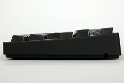 画像ギャラリー No.014のサムネイル画像 / 「Quick Fire Rapid」シリーズ3製品を試す。いずれも完成度の高いメカニカルキーボードだが，ポイントは赤軸搭載モデルの存在か