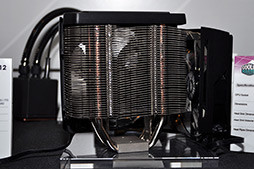 画像ギャラリー No.031のサムネイル画像 / ［COMPUTEX］Cooler Master，「USB接続で全キー同時押し対応」のゲーマー向けメカニカルキーボードを公開