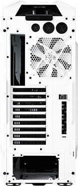 画像ギャラリー No.008のサムネイル画像 / Cooler Master,5インチベイ×9のゲーマー向けフルタワー型PCケースを発売。白と黒のツートンカラーを採用