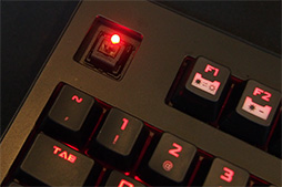 画像ギャラリー No.037のサムネイル画像 / ［COMPUTEX］CM Storm限定“緑軸”，「Cherry MX Green」採用のゲーマー向けキーボードをCooler Masterが披露